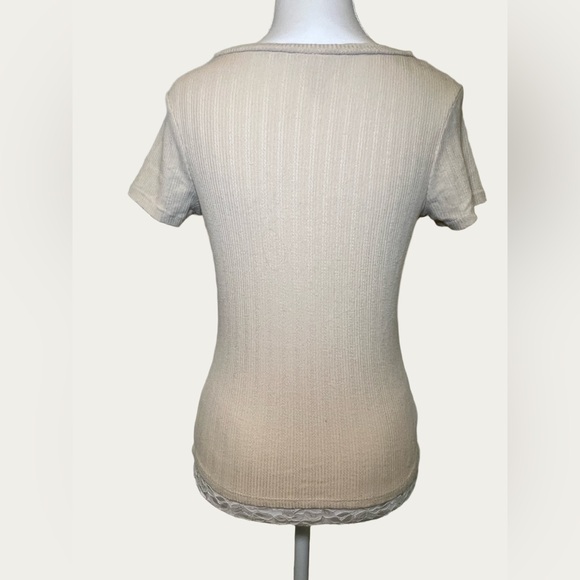 No Boundaries Women’s‎ Cream Knit Top Lace Detail Size Small - Picture 2 of 11